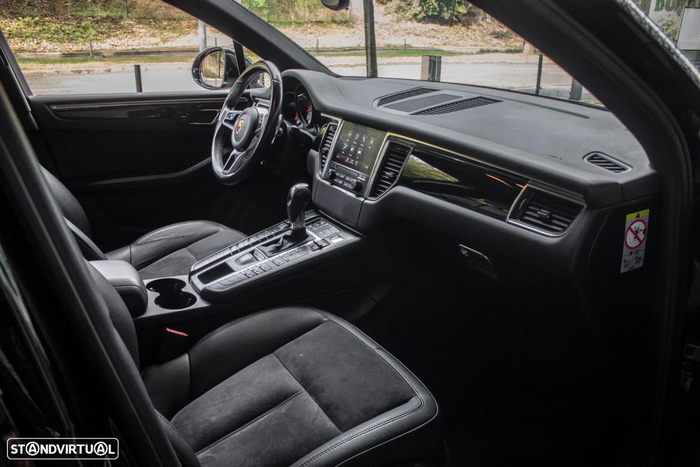 Porsche Macan S - 29