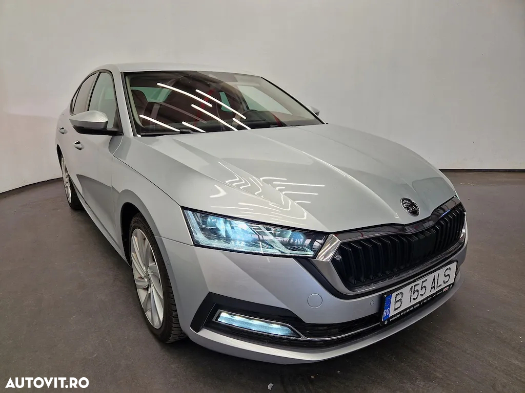 Skoda Octavia 2.0 TDI DSG 4X4 Style - 2