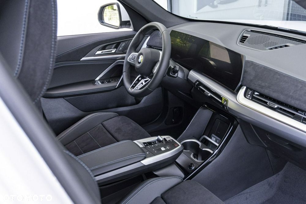 BMW X1 - 24