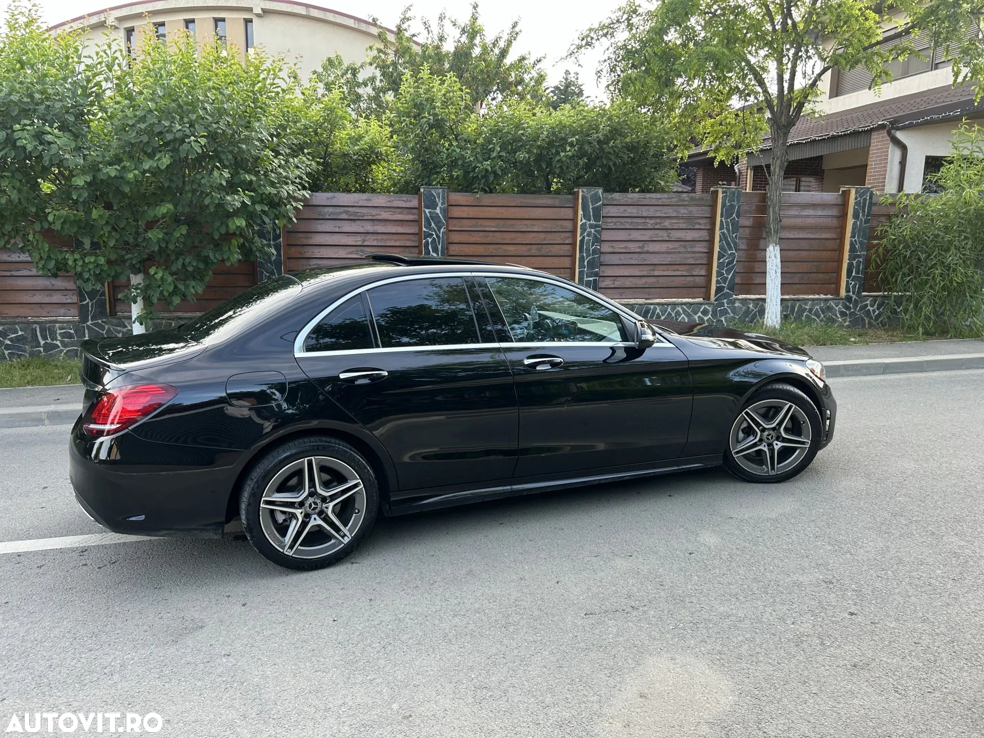 Mercedes-Benz C 300 9G-TRONIC AMG Line - 12