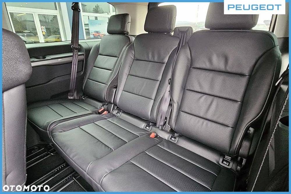 Peugeot Traveller - 17