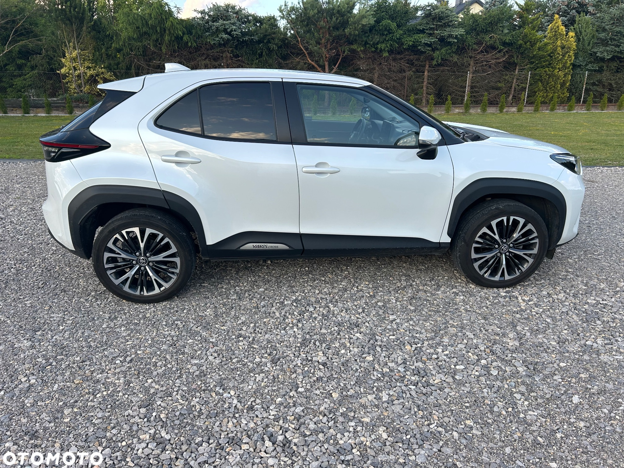 Toyota Yaris Cross Hybrid 1.5 Executive 4x4 - 4