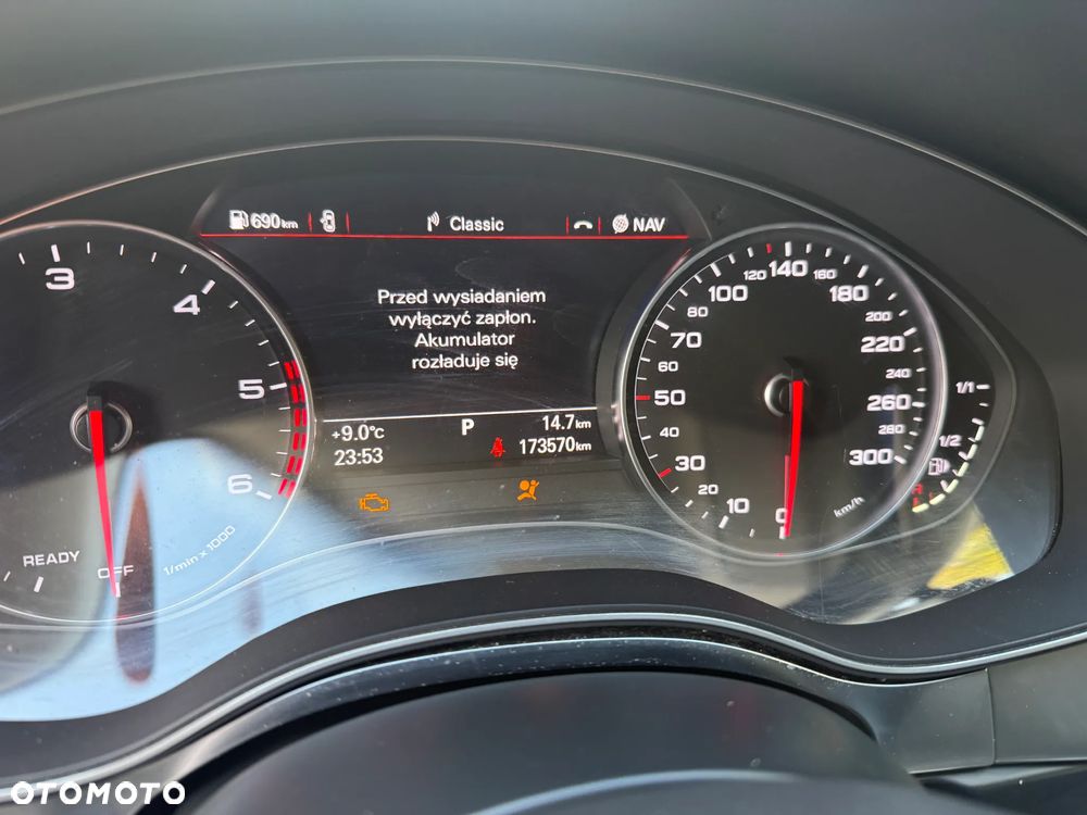 Audi A6 Avant 2.0 TDI Ultra S tronic - 23