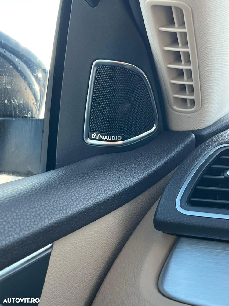 Volkswagen Passat 2.0 TDI 4Motion DSG BlueMotion Tech Comfortline - 10