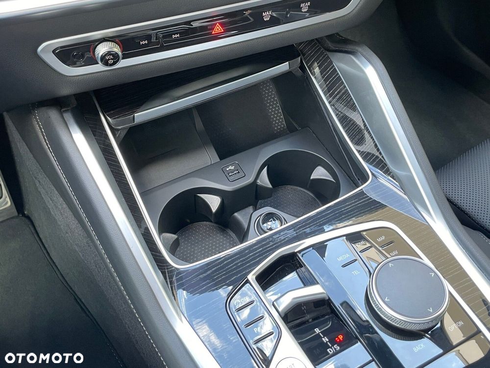 BMW X6 - 27