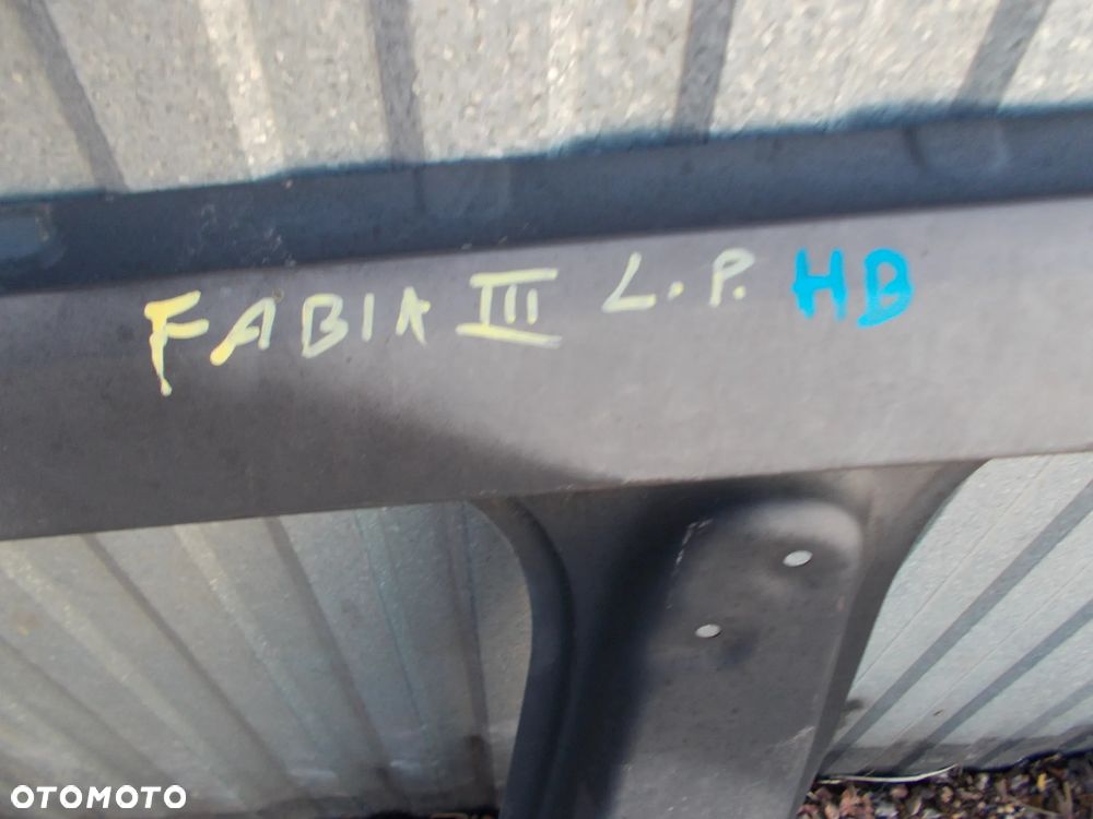 SKODA FABIA III HB 6V6 SŁUPEK LEWY POSZYCIE LEWE - 2