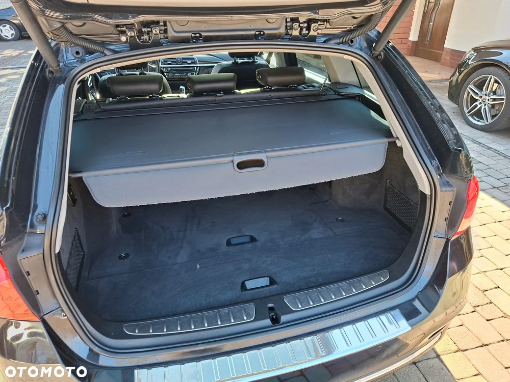 BMW Seria 3 320d Luxury Line - 23