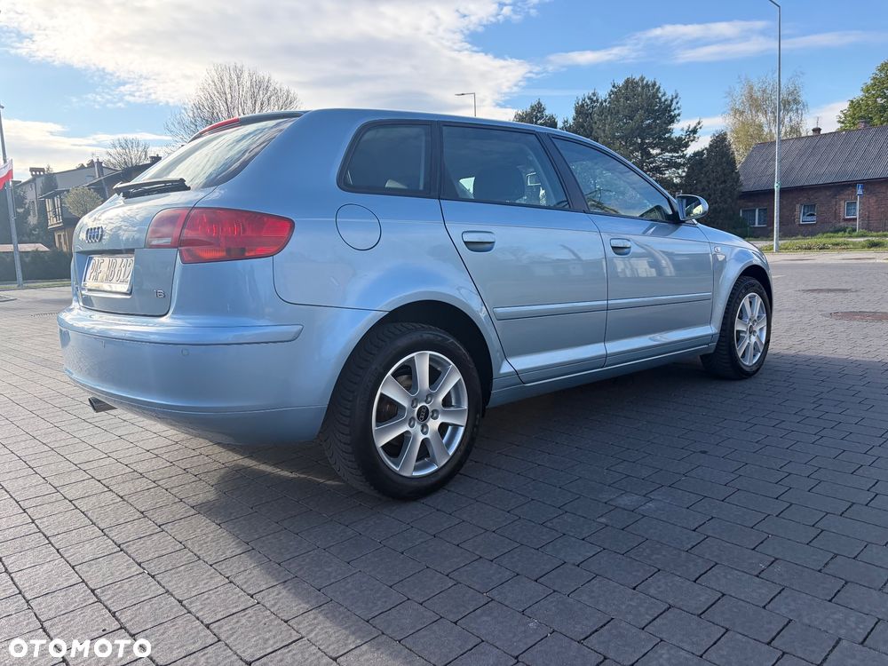 Audi A3 Sportback - 14
