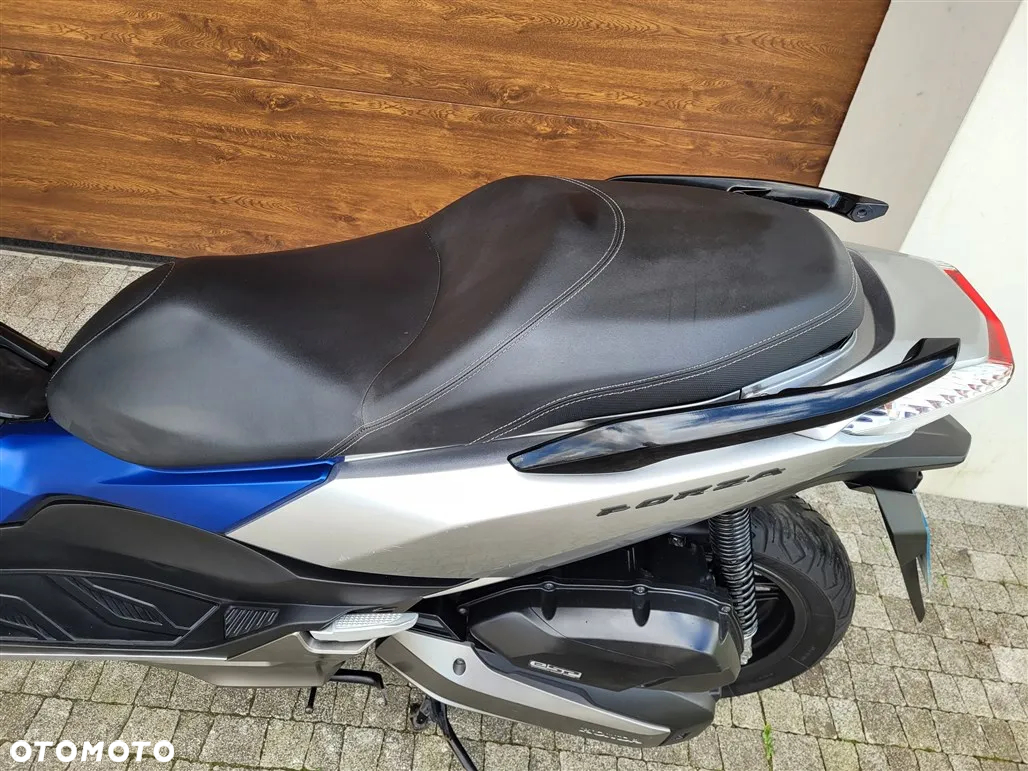 Honda NSS - 16