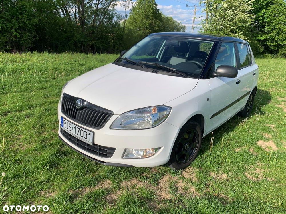 Skoda Fabia 1.2 HTP Cool Colour Edition - 1