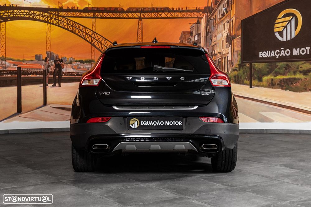 Volvo V40 Cross Country 2.0 D2 - 4