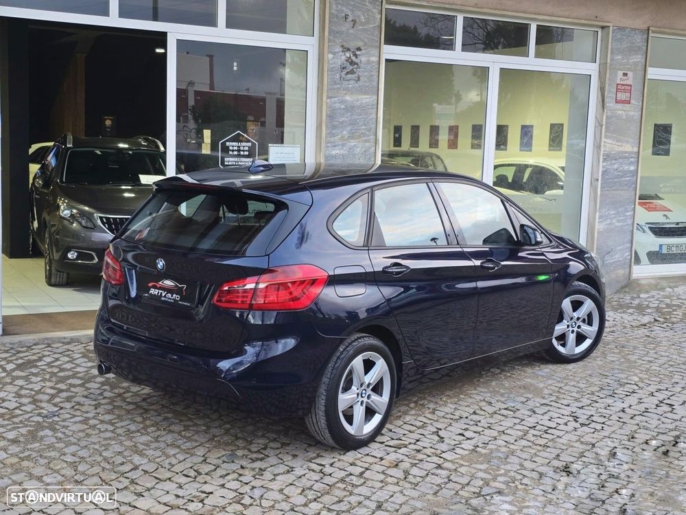 BMW 216 Active Tourer d Line Sport - 4