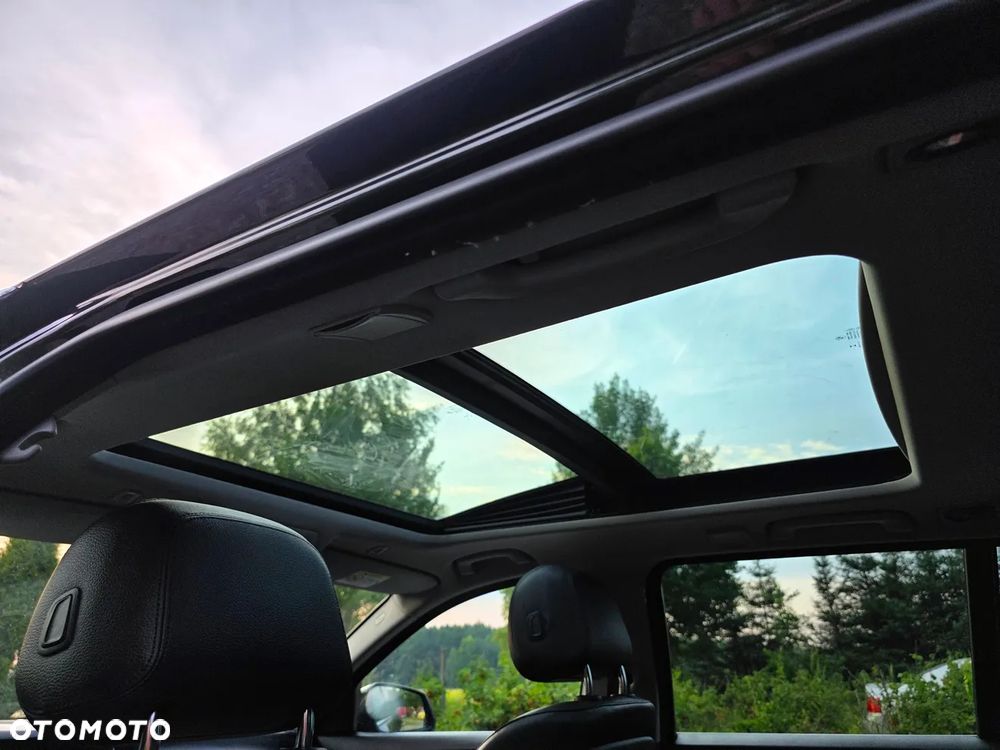 BMW Seria 5 520d xDrive - 27