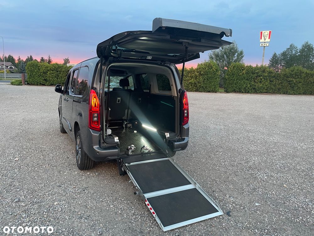Toyota Proace City Verso 1.5 D-4D VIP - 1