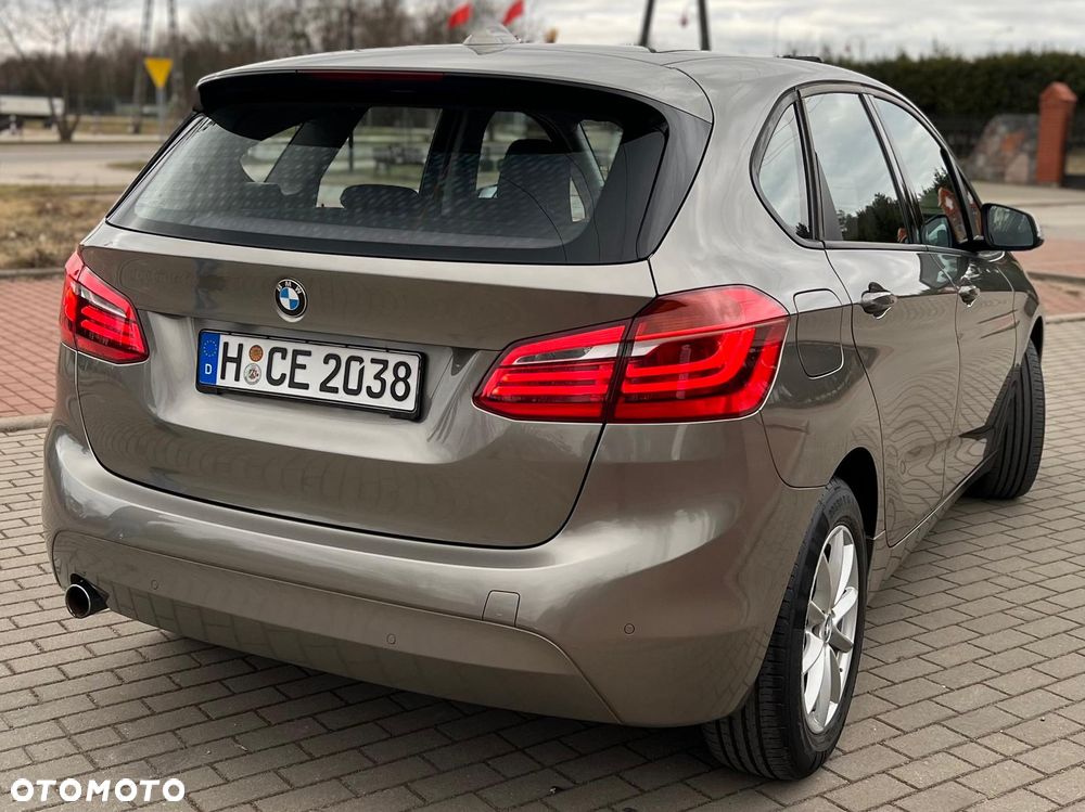 BMW Seria 2 218d Sport-Aut Sport Line - 19