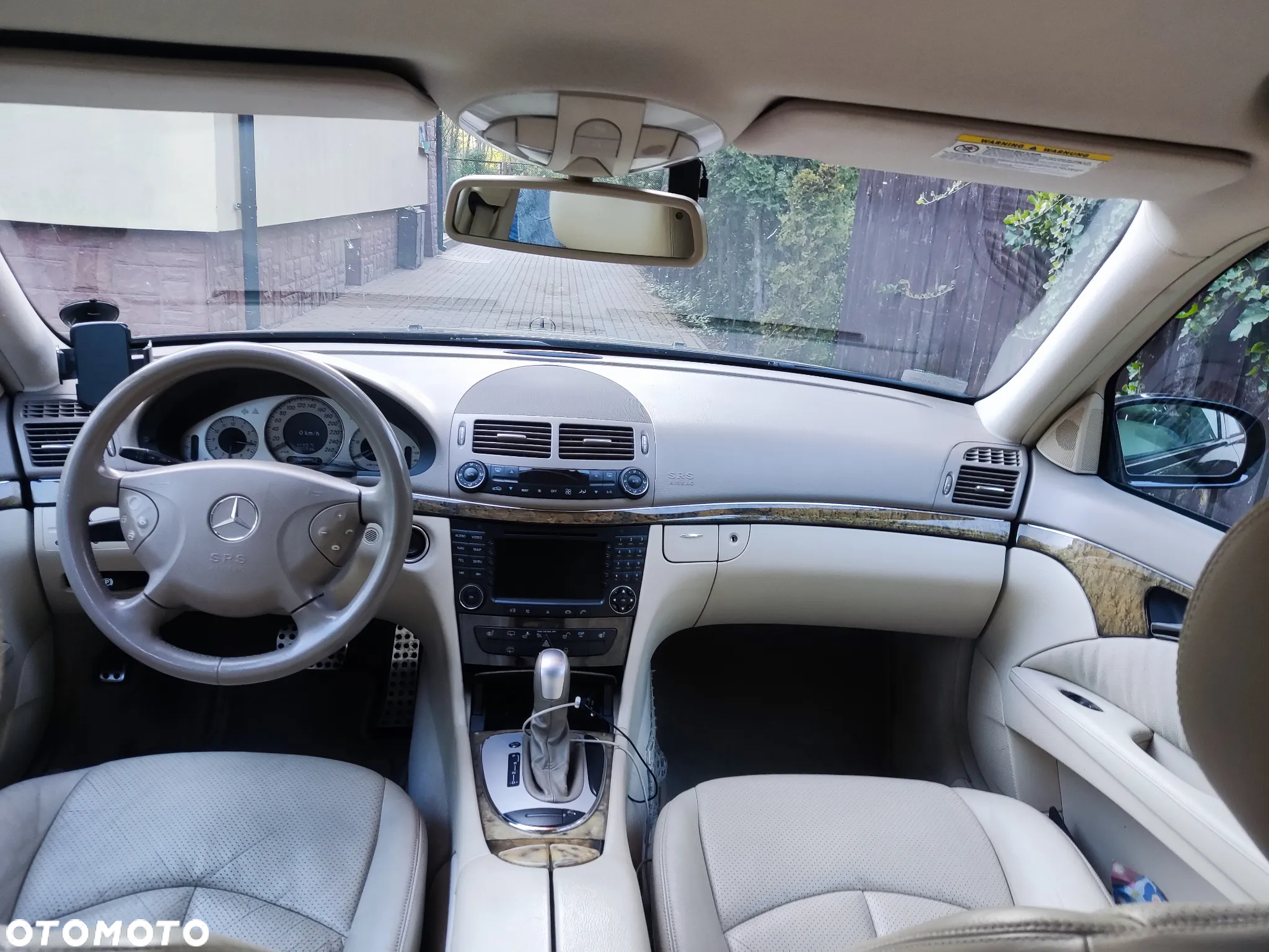 Mercedes-Benz Klasa E 320 CDI T Avantgarde - 2