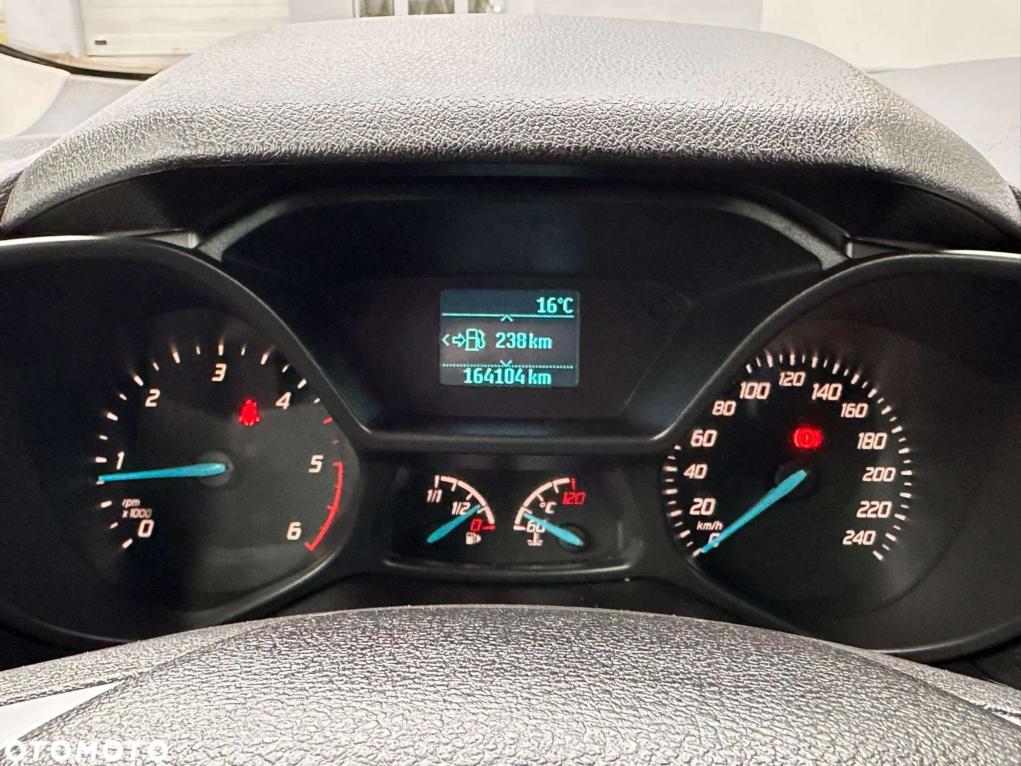 Ford Tourneo Connect Grand - 23