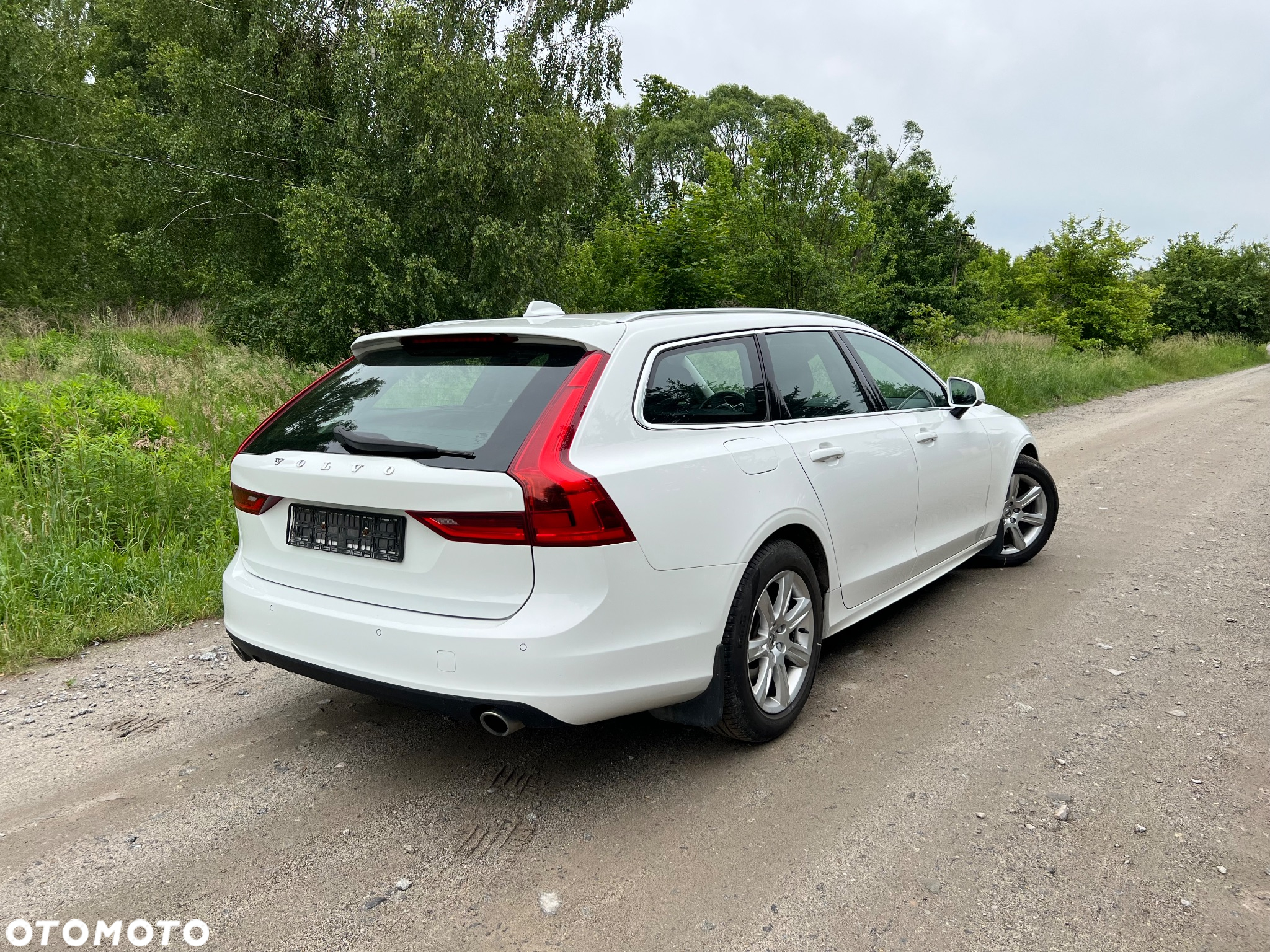Volvo V90 D4 Momentum - 6
