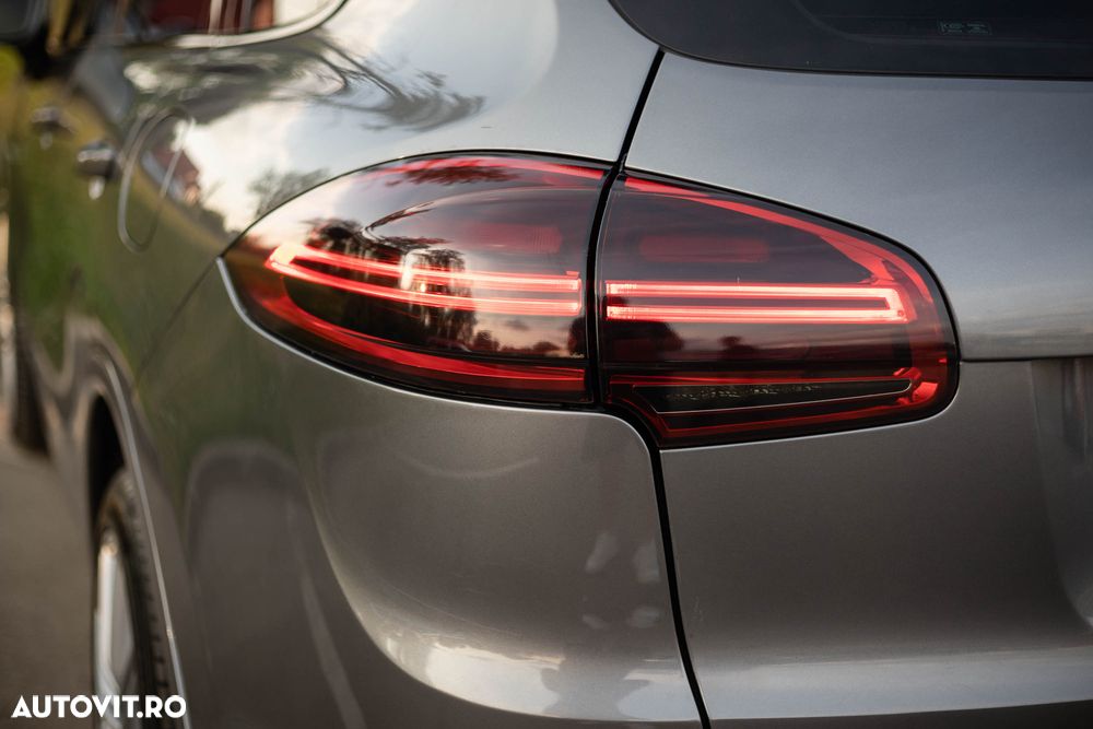 Porsche Cayenne - 37