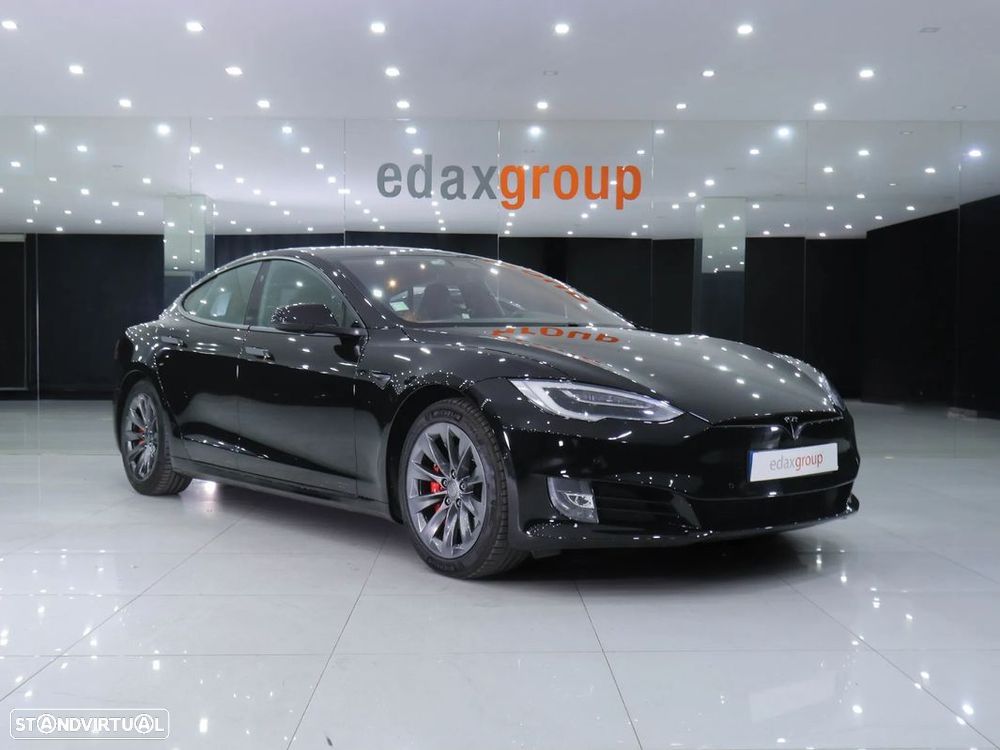 Tesla Model S 100D - 1