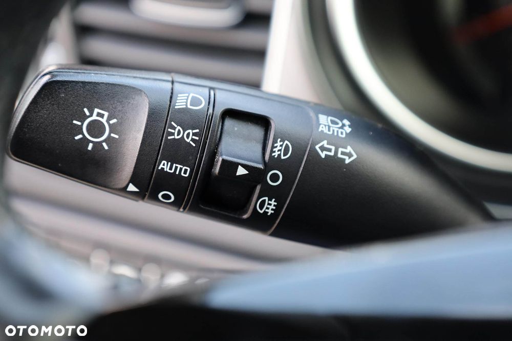 Kia Ceed 1.5 T-GDI M - 29