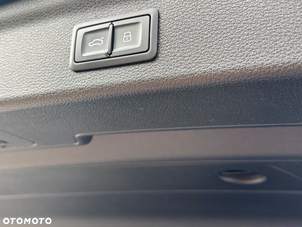 Audi Q3 35 TFSI S line S tronic - 24