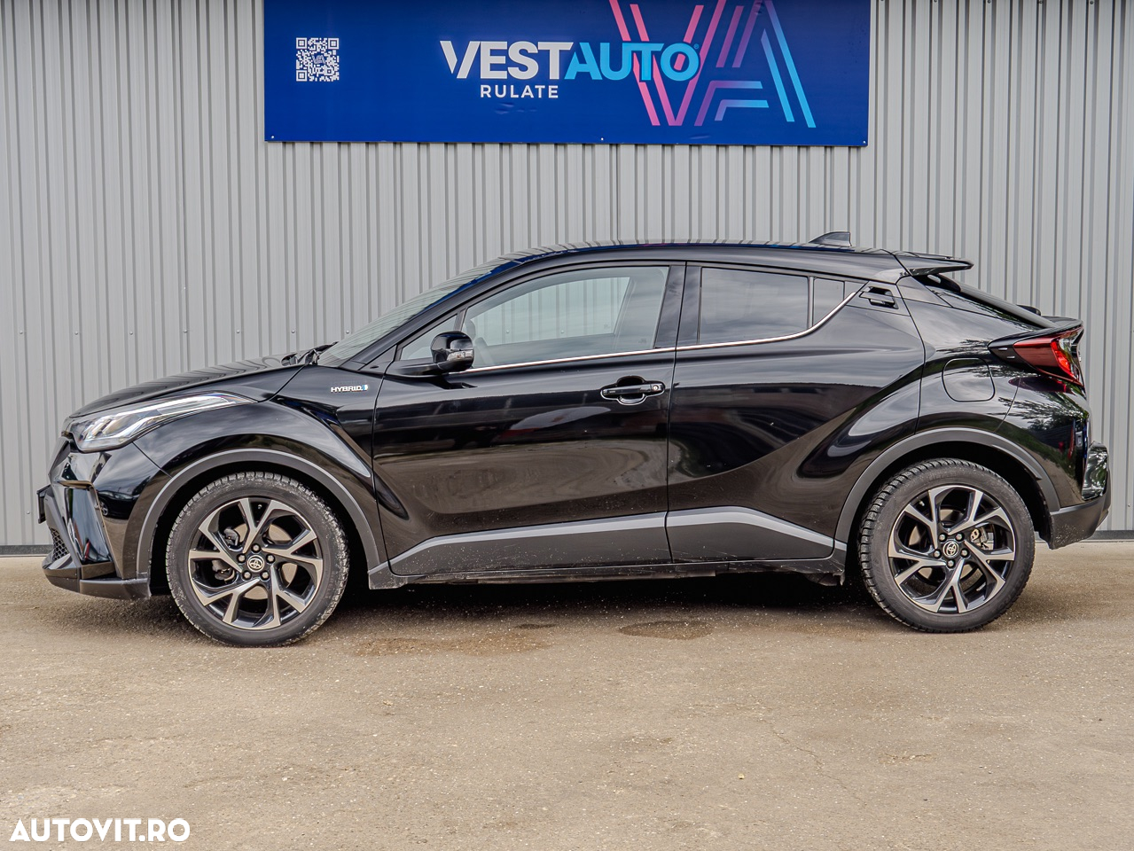 Toyota C-HR 1.8 Hybrid Business Edition - 23