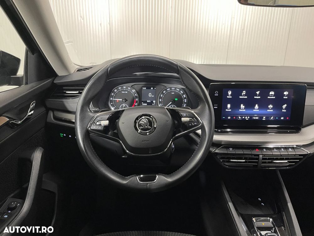 Skoda Octavia 2.0 TDI DSG Ambition - 7