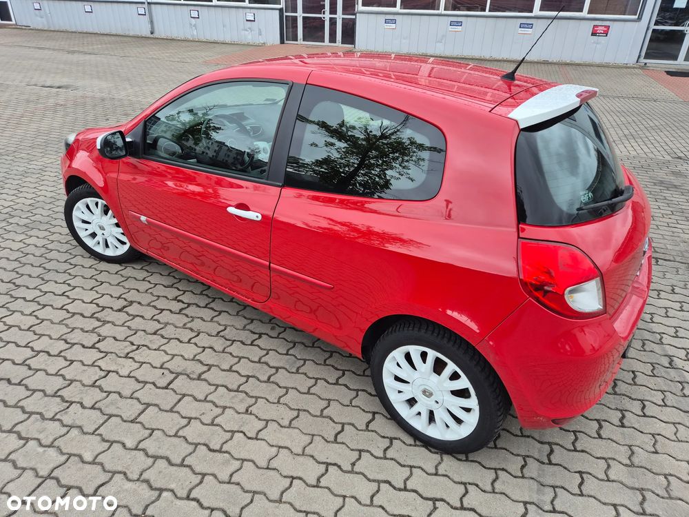 Renault Clio 1.2 16V TCE S - 11