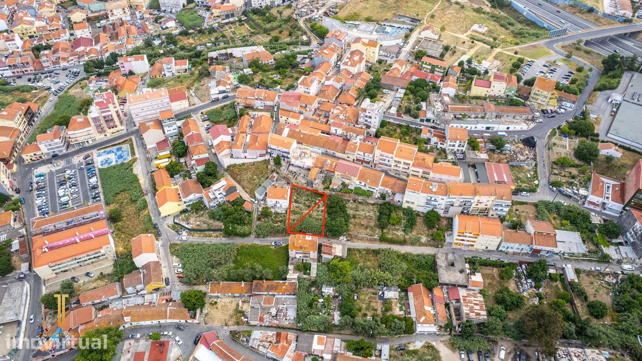 Terreno urbano para venda – 291 m² | Rua Particular à Quinta do Reguen - Grande imagem: 4/19