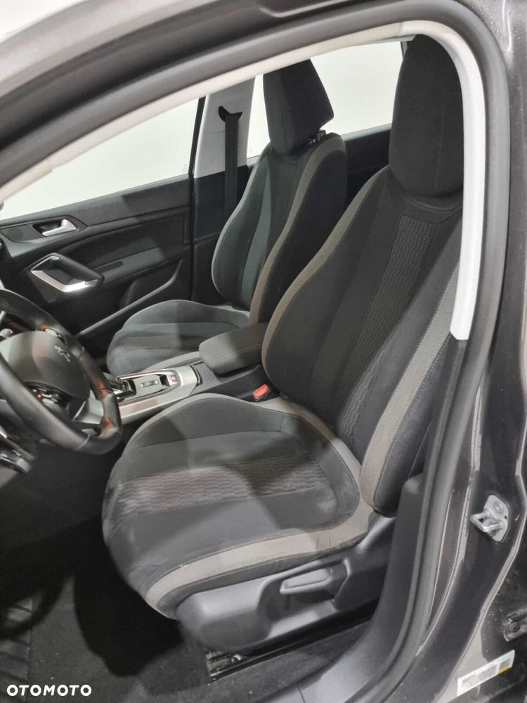 Peugeot 308 - 21