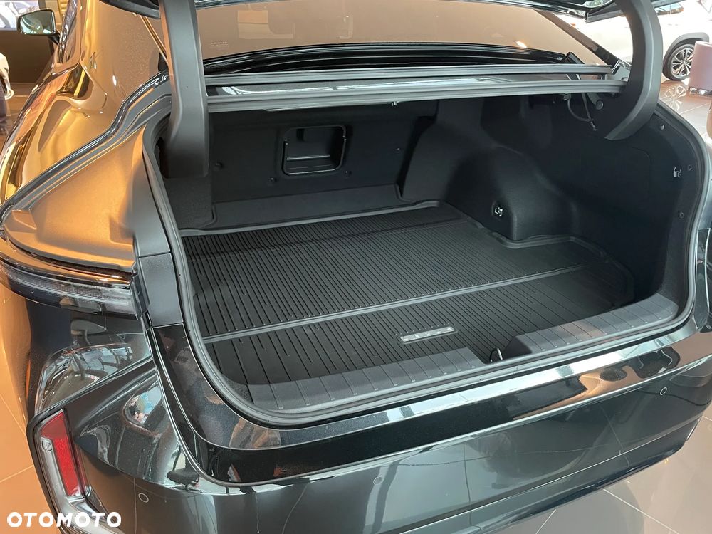 Lexus ES - 6