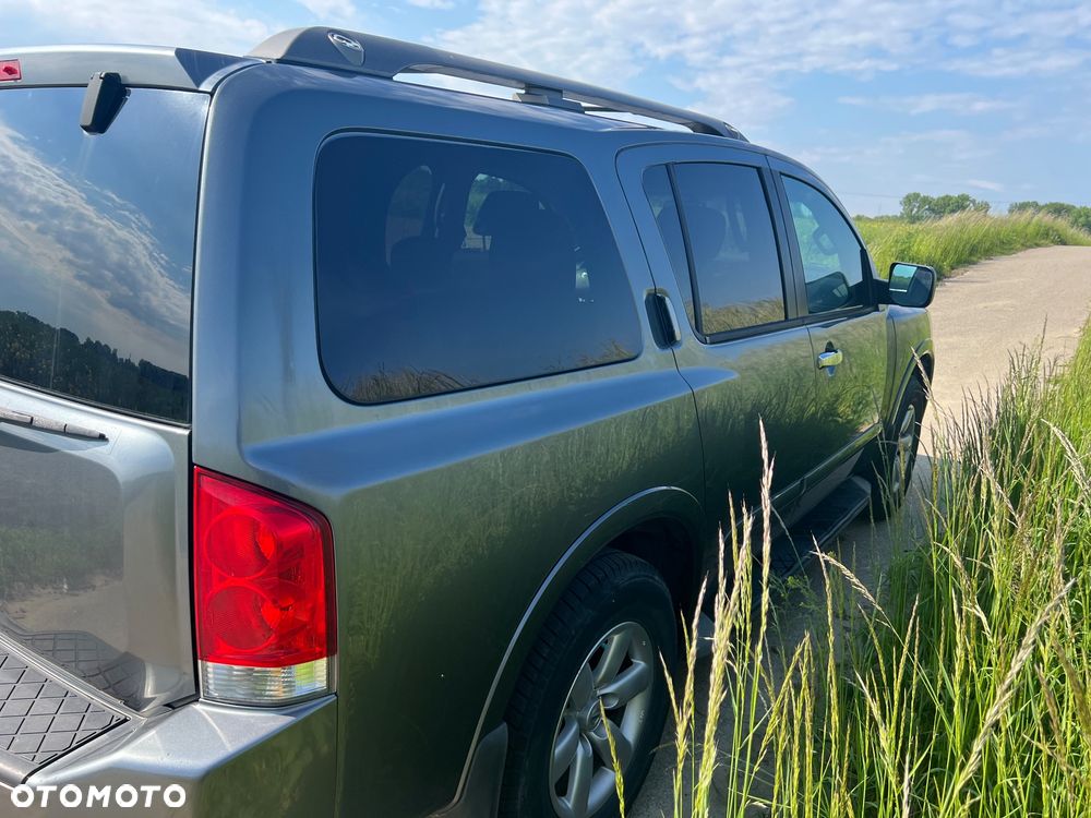 Nissan Armada - 5