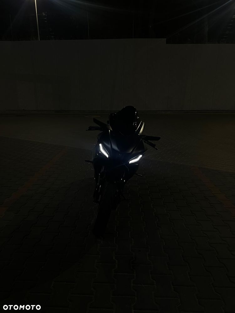 Yamaha R125 - 6