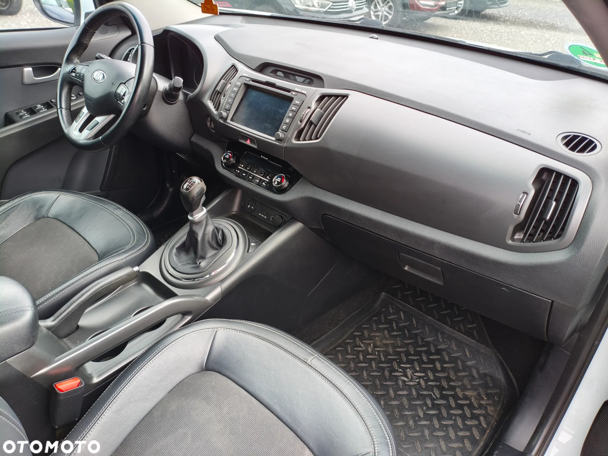Kia Sportage - 11