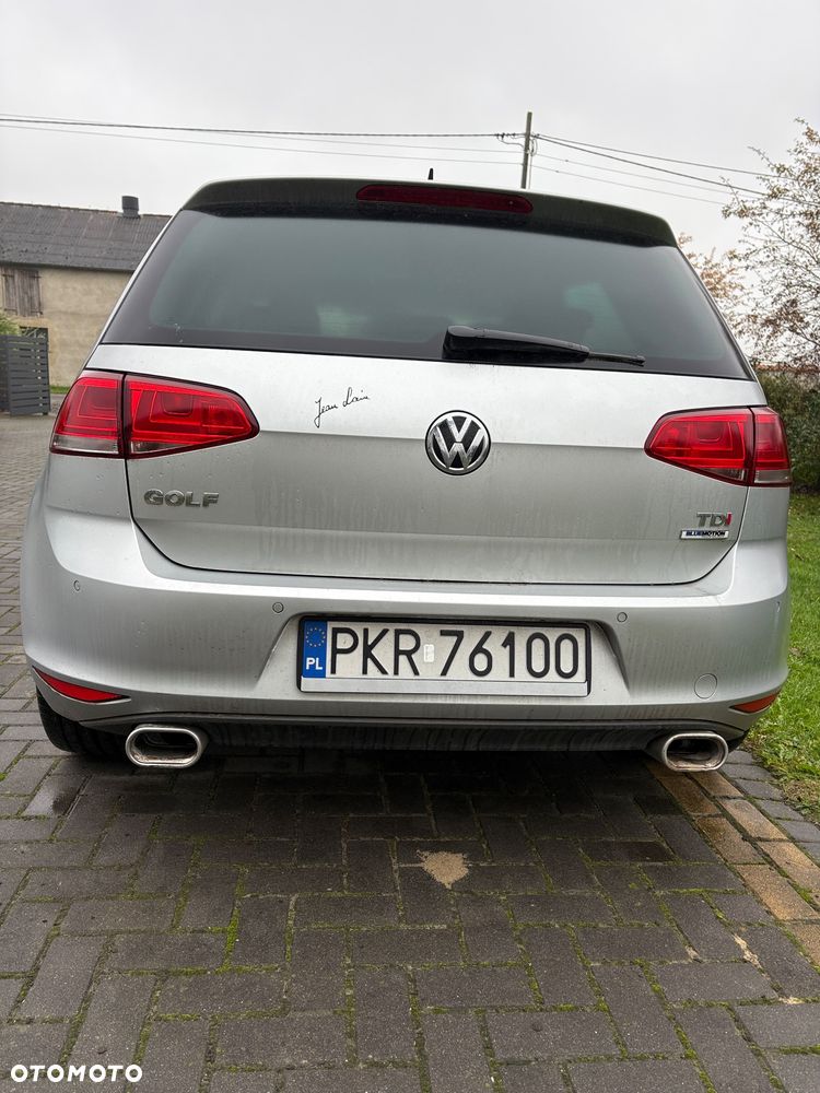 Volkswagen Golf - 9