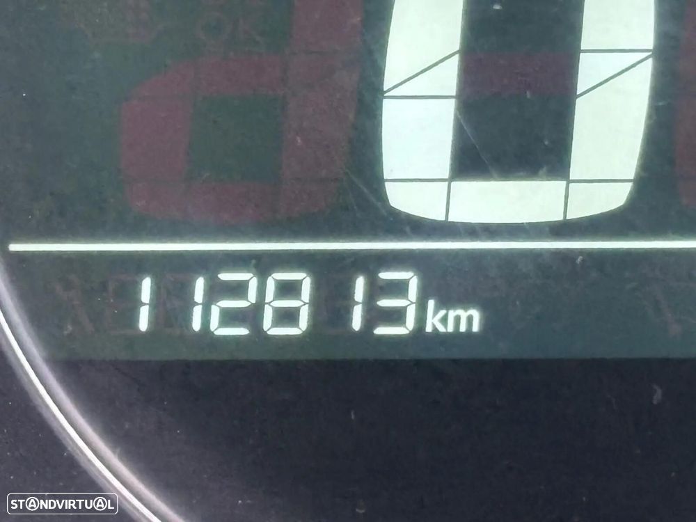 Citroën C4 1.6 BlueHDi Feel EAT6 - 9