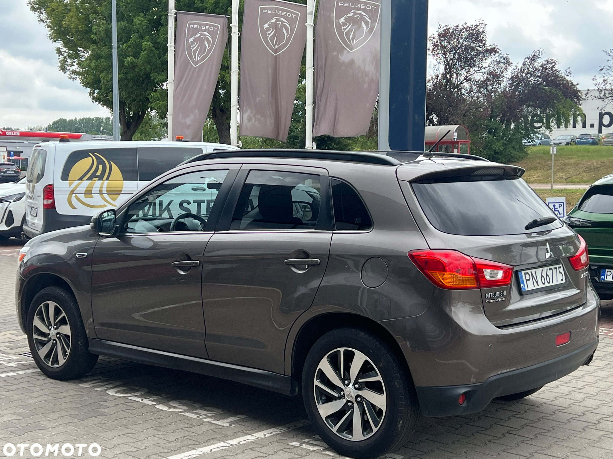 Mitsubishi ASX 1.6 Blue Sky Edition - 8