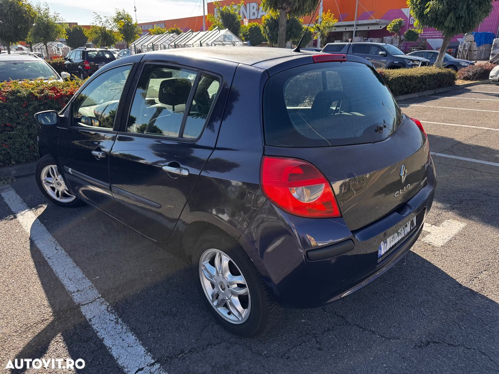 Renault Clio - 3