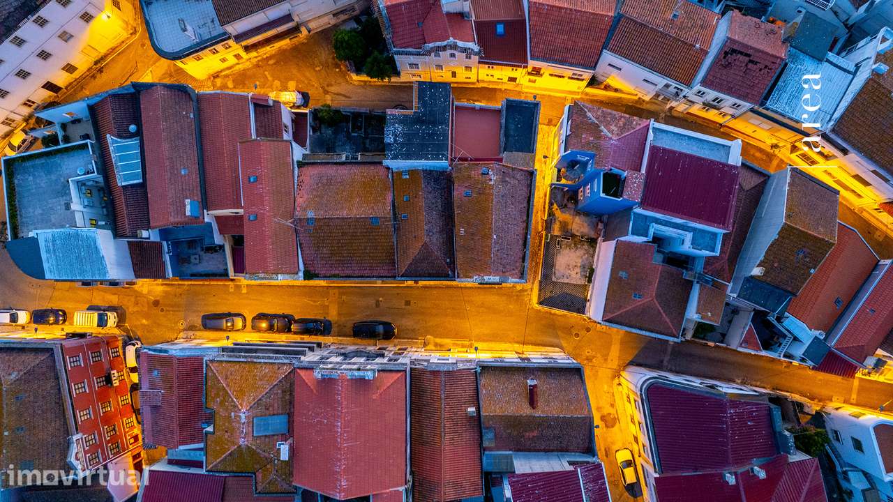 Imóvel Exclusivo | Prédio da Rua dos Cravos - Grande imagem: 3/60