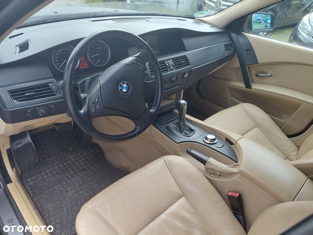 BMW Seria 5 - 16