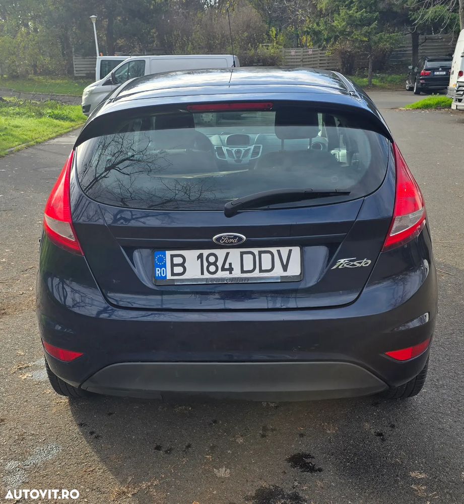 Ford Fiesta 1.4i Titanium - 8