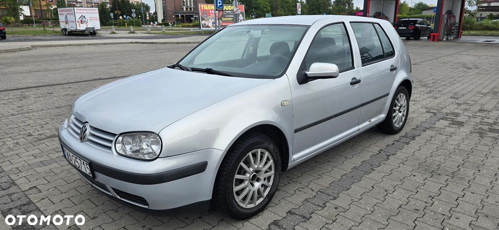 Volkswagen Golf 1.9 TDI Highline - 3