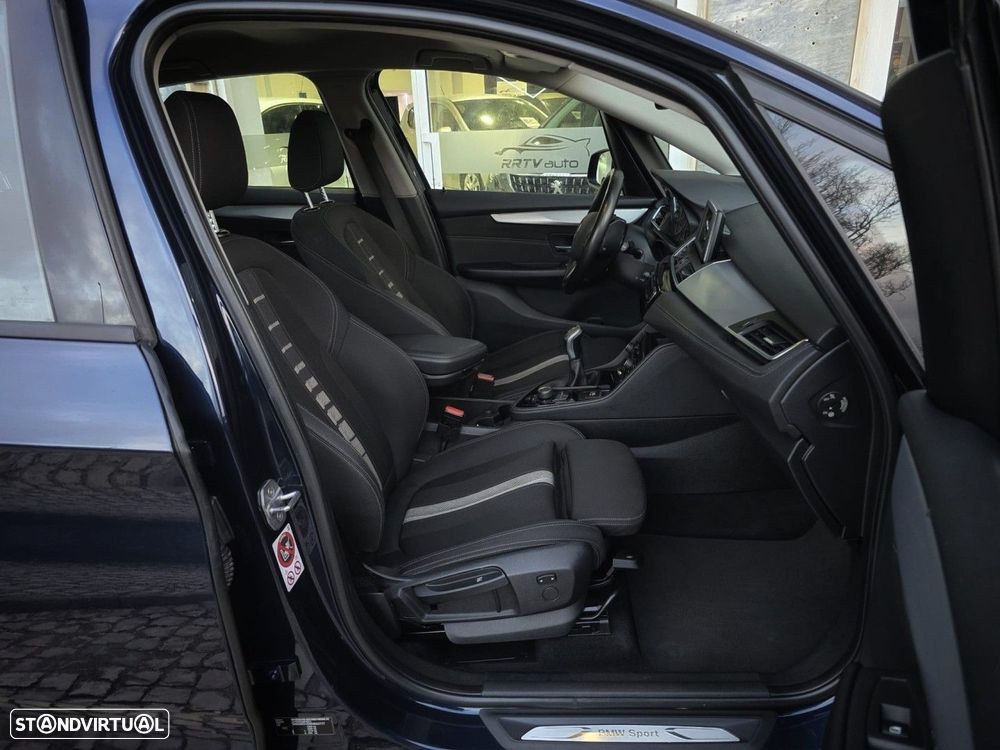 BMW 216 Active Tourer d Line Sport - 23