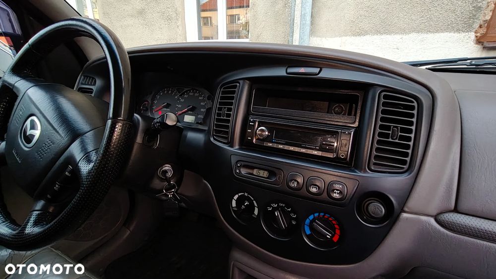 Mazda Tribute 2.0 Comfort - 12