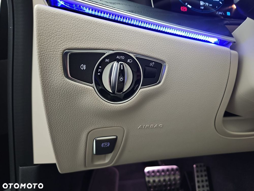 Mercedes-Benz CLS - 14