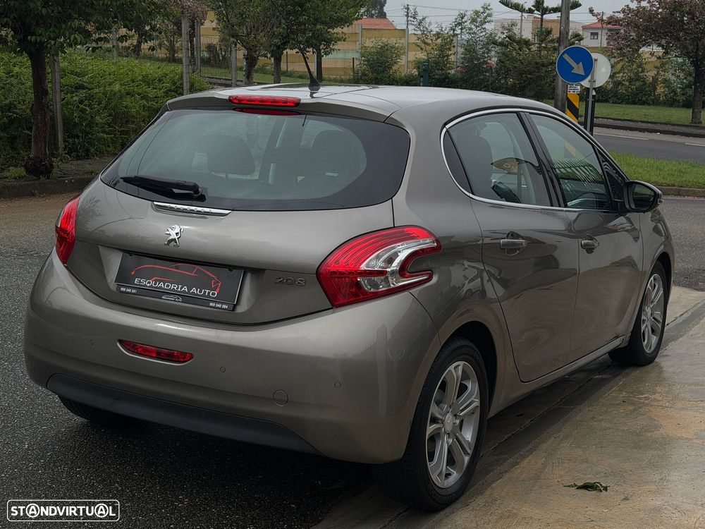 Peugeot 208 82 VTI Style - 5