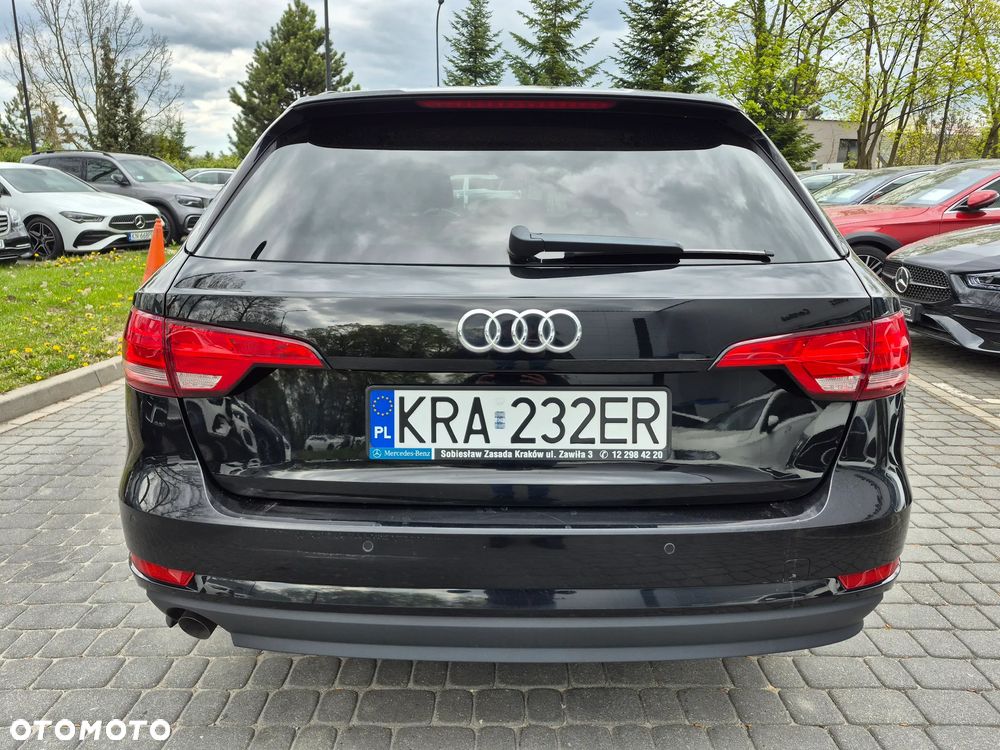 Audi A4 Avant 2.0 TDI - 5
