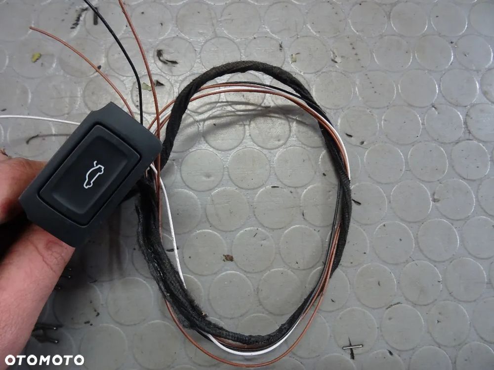 4G9827851E 4G9959107C klapa elektryczna silowniki Audi A6 C7 Avant LIFT czesci - 7