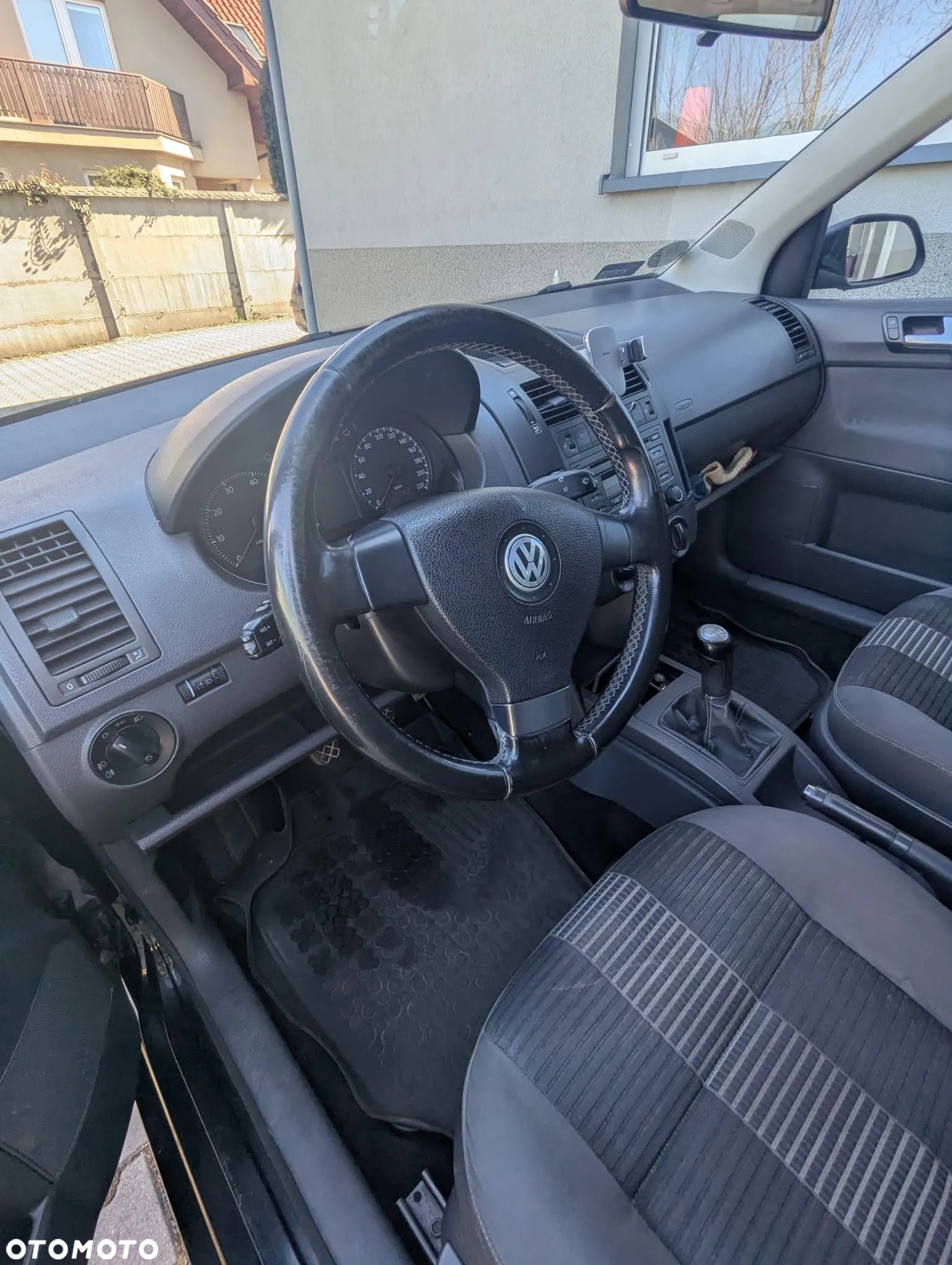 Volkswagen Polo - 4